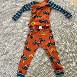 Hatley size 3 pajamas in tractor print